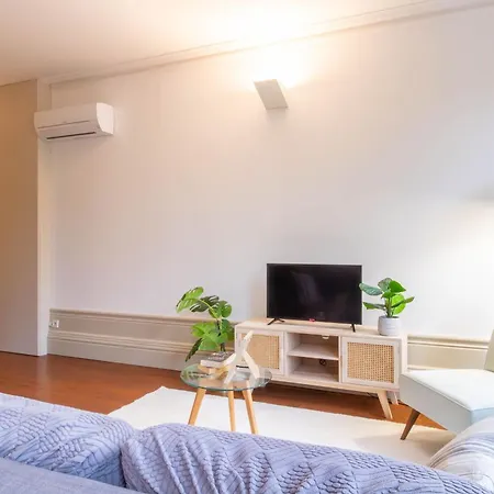B Arts By Lovelystay Apartament Porto